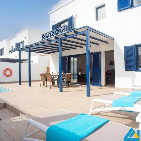 240 - Casa Serena By Now Ltd * Playa Blanca